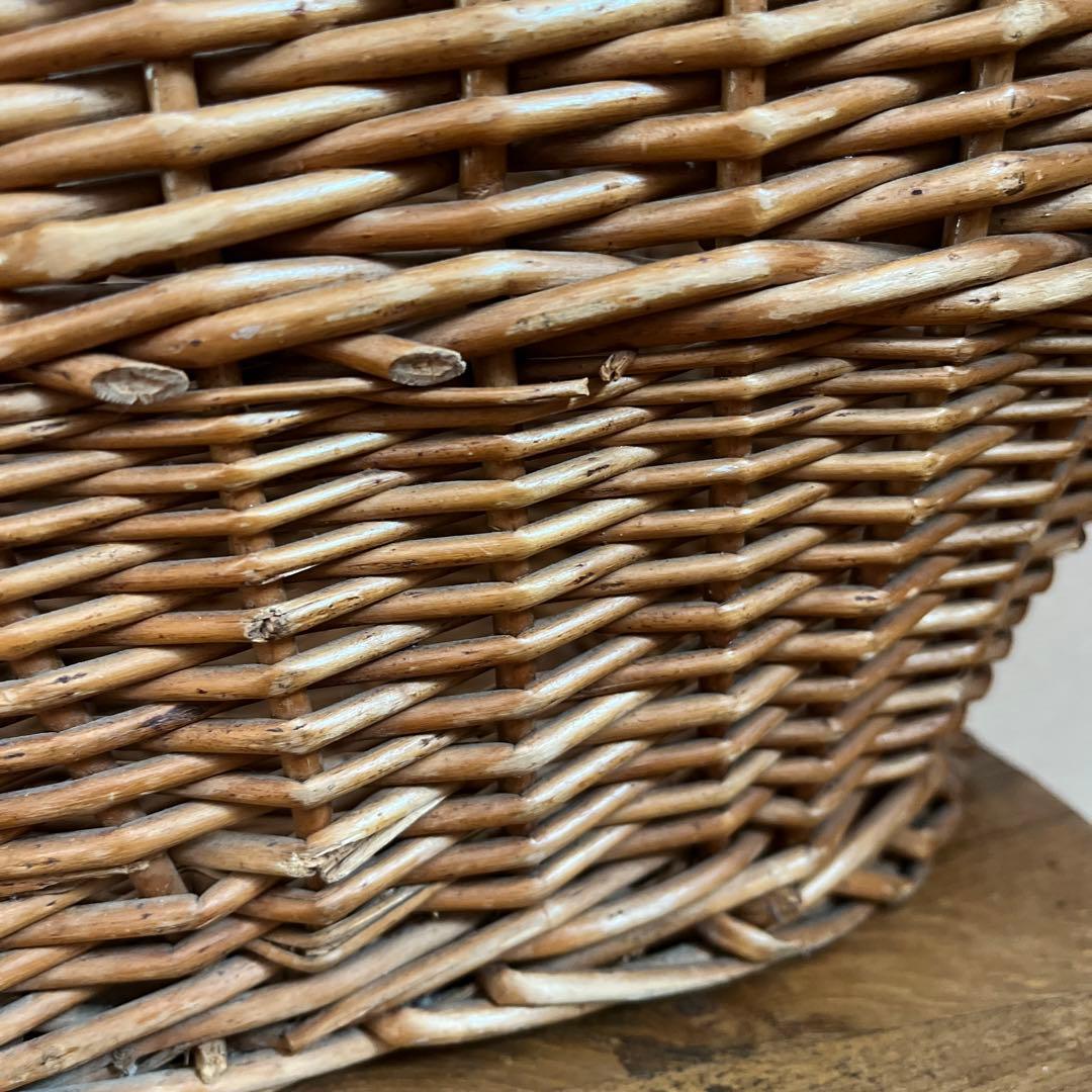 イギリスアンティーク 飴色のバスケット