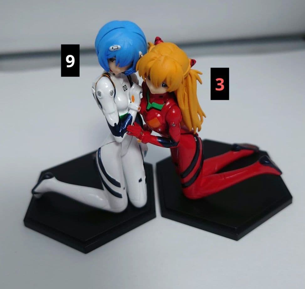 ヤングエース付録 エヴァンゲリオン アスカ＆レイフィギュア12体セット