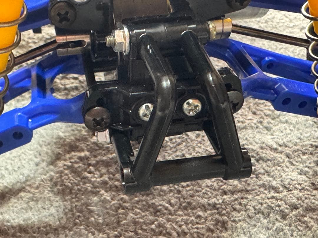 タミヤサンダーショットボディ&ウイング搭載セイントドラゴンシャーシ、メカ・OP付