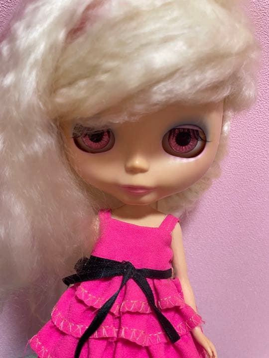 カスタム☆ネオブライス ハニーバニーワンスモア 眠り目ピアス羊毛ヘア