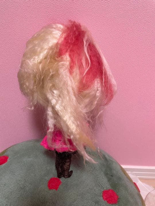 カスタム☆ネオブライス ハニーバニーワンスモア 眠り目ピアス羊毛ヘア