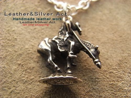 インデアンと馬　ペンダントトップ　チャーム　シルバー925 インデアンジュエリー