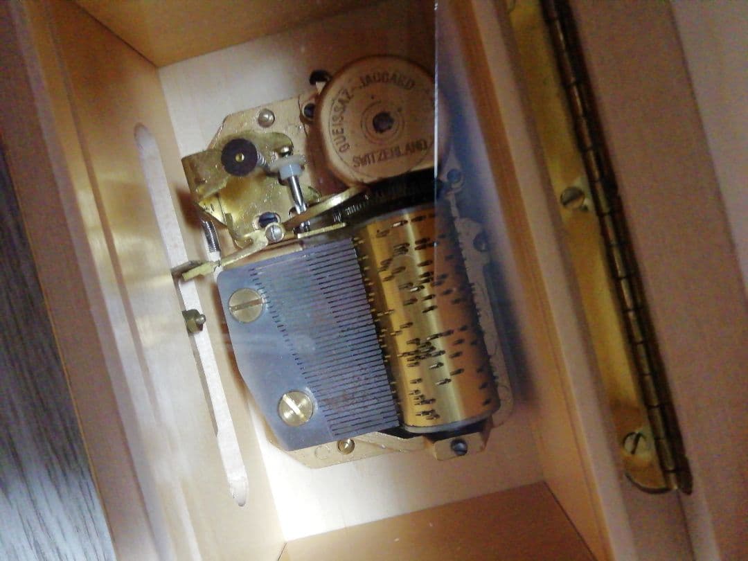 スイス製 GUEISSAZ-JACCARD ゲイサスジャカード】オルゴール