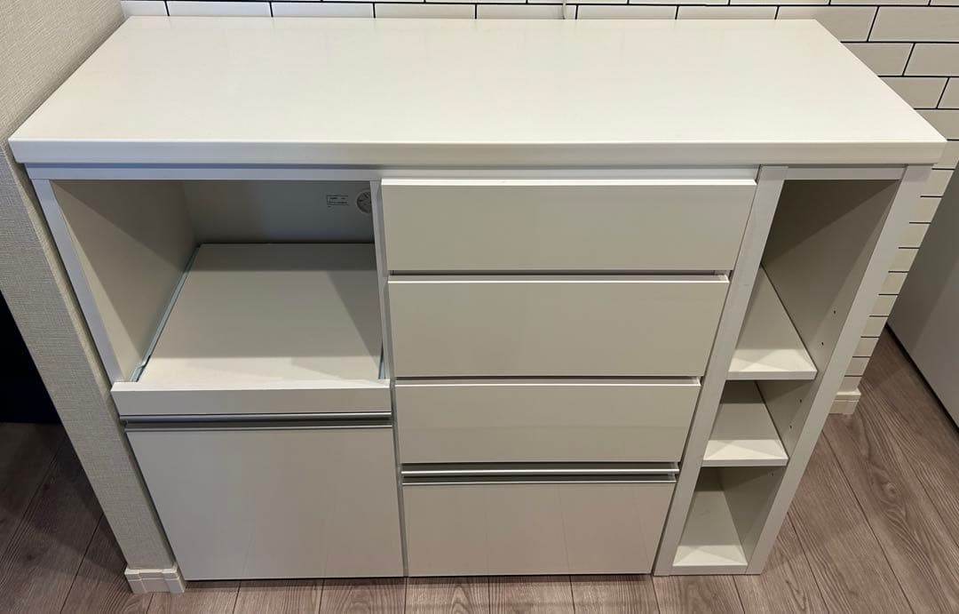 ニトリ キッチンボード 伸縮カウンター(クオーレOP105 WH) - メルカリ