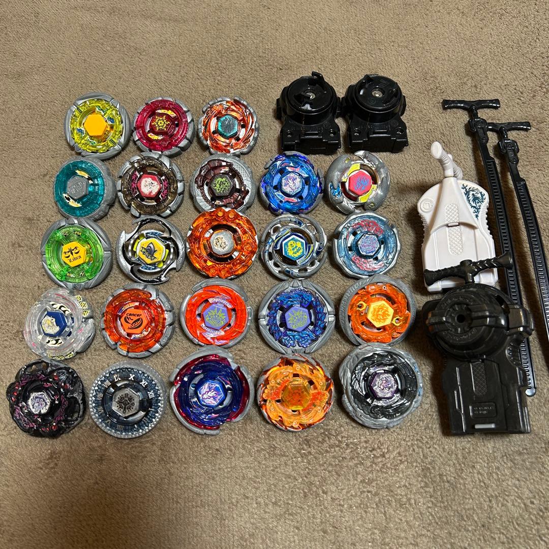 ⭐︎ベイブレード⭐︎ メタルファイト　引退品　まとめ売り メタルファイトベイブレード 67個 まとめ売り 引退品 バラ売り可能 即