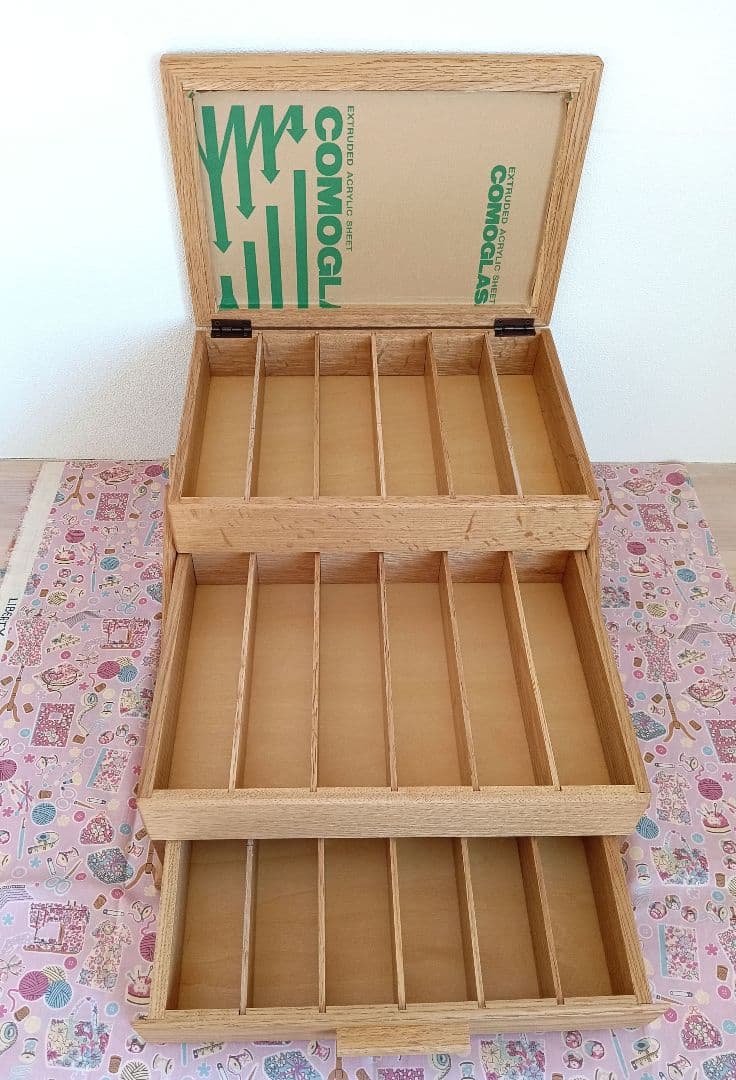 ホビーラホビーレ スライド式刺しゅう糸ボックス