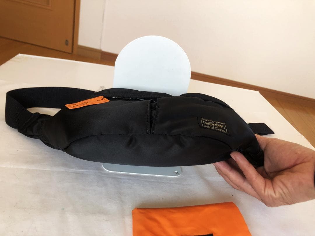 新品　ポーター　タンカー　ウエストポーチ　ボディーバッグ　スポーツ　旅行　遠足