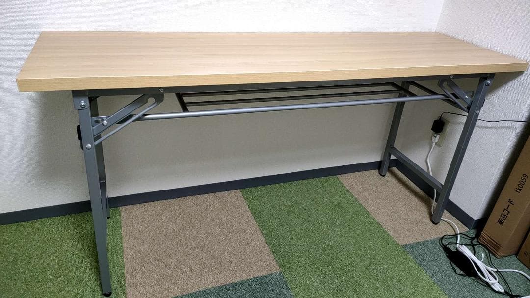 折畳みテーブル