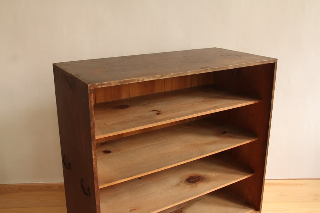 棚　木製　4段　本棚　収納棚　食器棚　ディスプレイ棚　ビンテージ　アンティーク