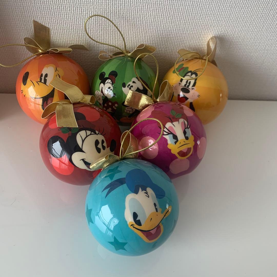 ディズニー クリスマスオーナメント ボール - メルカリ