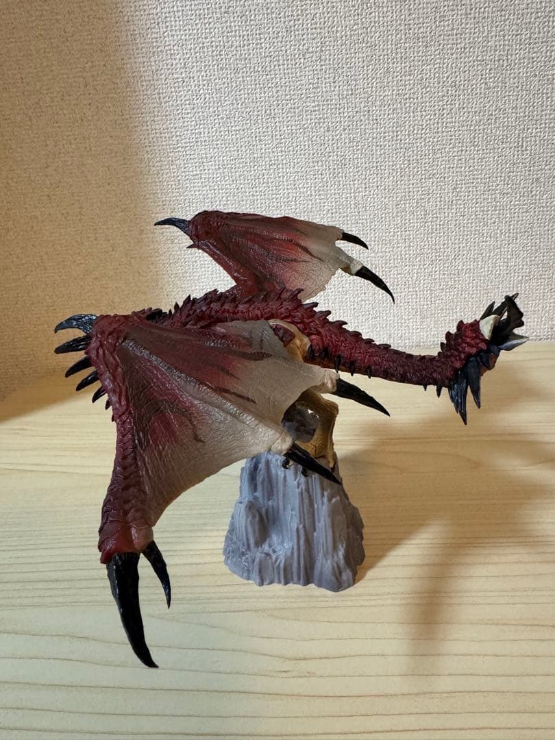 モンスターハンター一番フィギュア ミラボレアス リオレウス