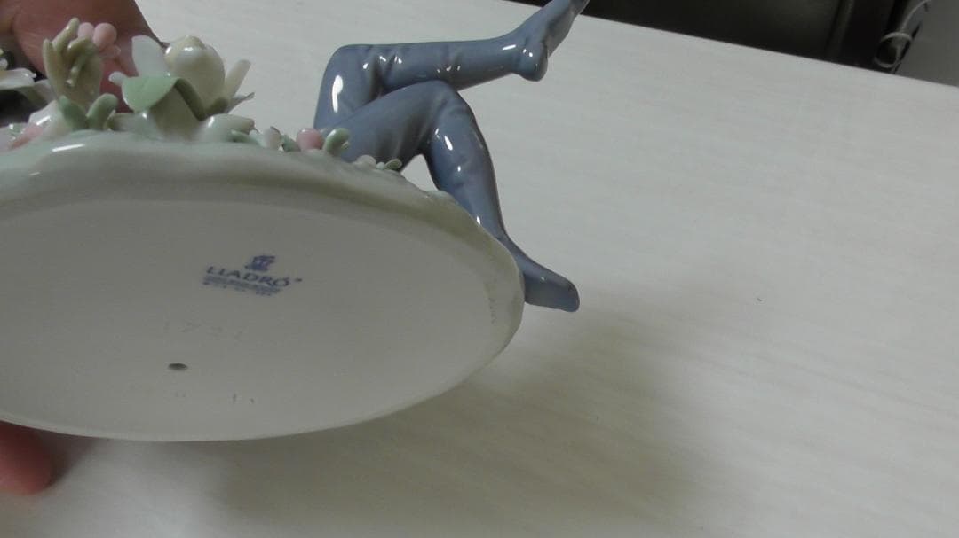 LLADRO　リヤドロ【夢見る妖精】2　ハイポーセリン　リアドロ　　L407