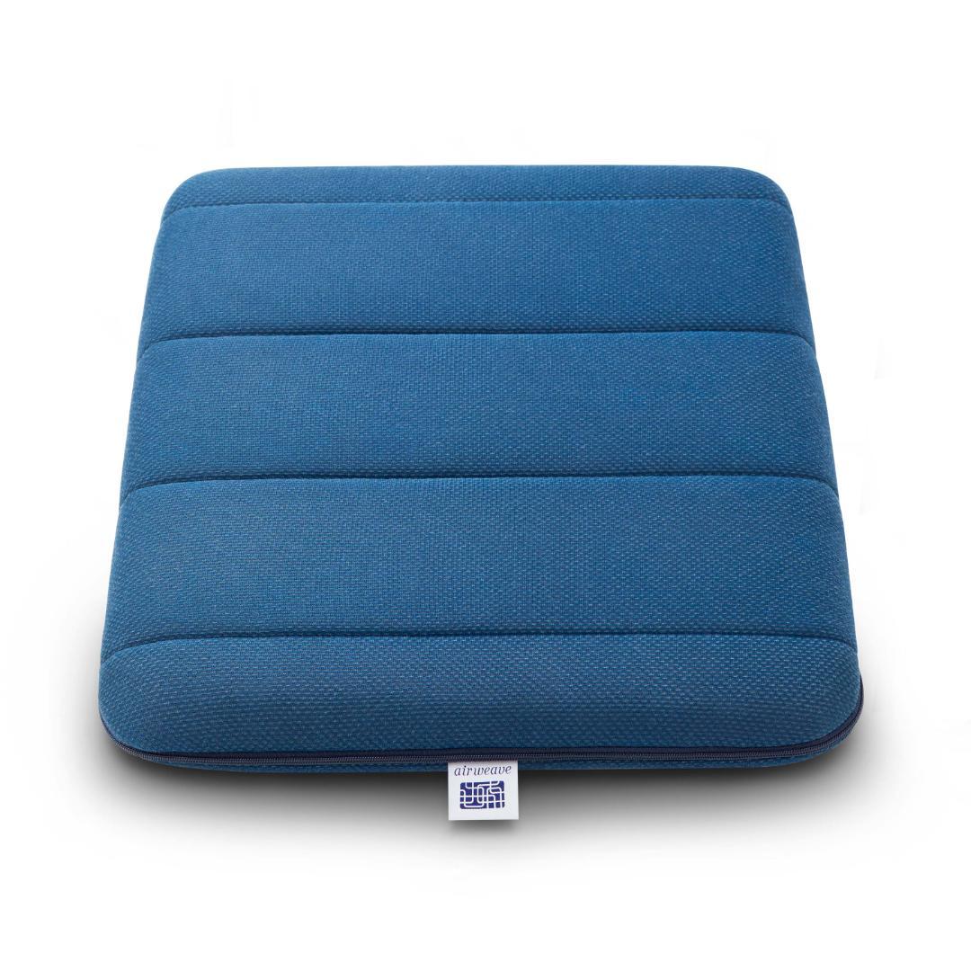 新品 エアウィーヴ airweave クッション ネイビー