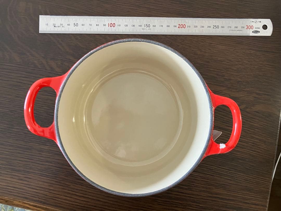 【未使用品】ル・クルーゼ　ココット・ロンド　チェリーレッド16cm