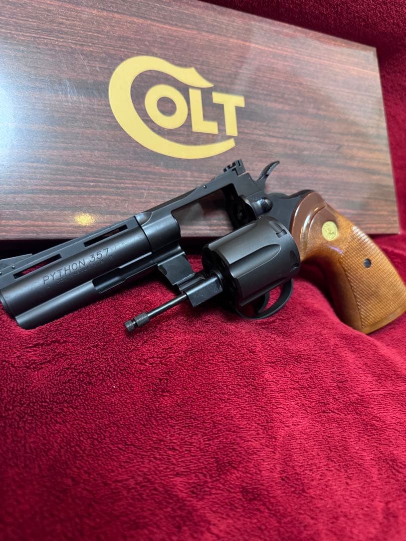 タナカワークス　コルトパイソンRモデル4インチ　モデルガン