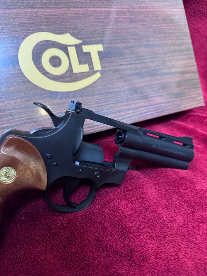 タナカワークス　コルトパイソンRモデル4インチ　モデルガン