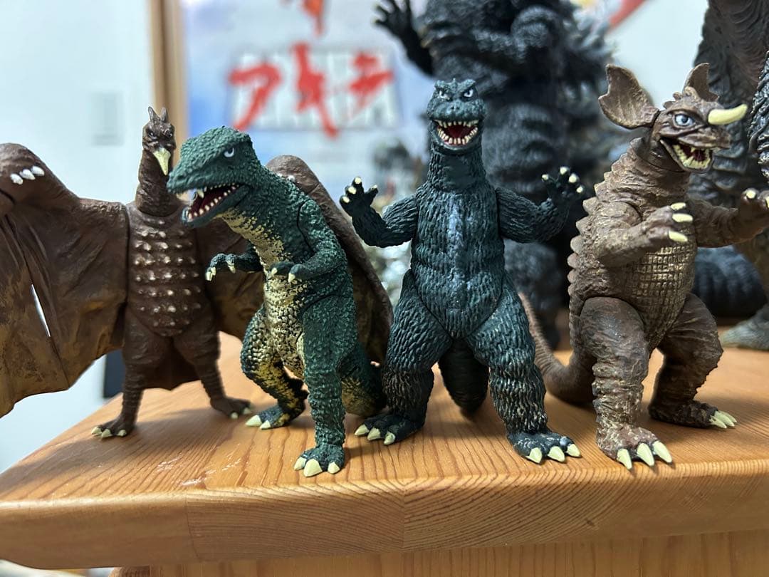 HG シリーズ ゴジラ 怪獣総進撃編 全4種 リペイント セット - メルカリ