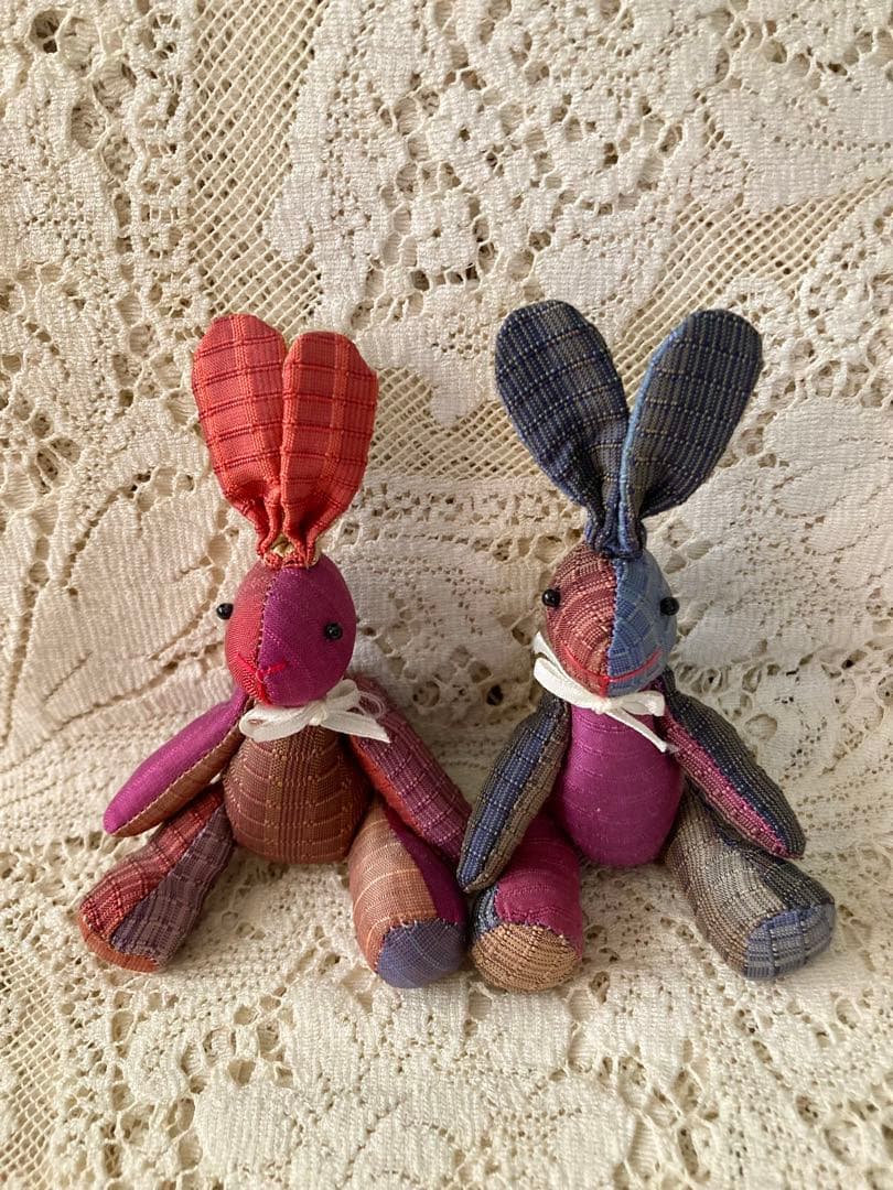 最終価格　新品　タイ高級ブランドVILA CINI 絹うさぎ&象さん人形　巾着付