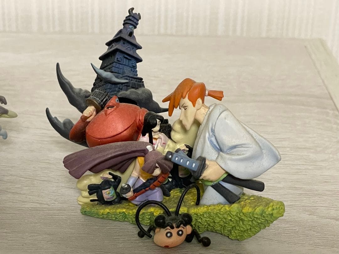 嵐を呼ぶカプセルフィギュア クレヨンしんちゃん 全4種 - メルカリ