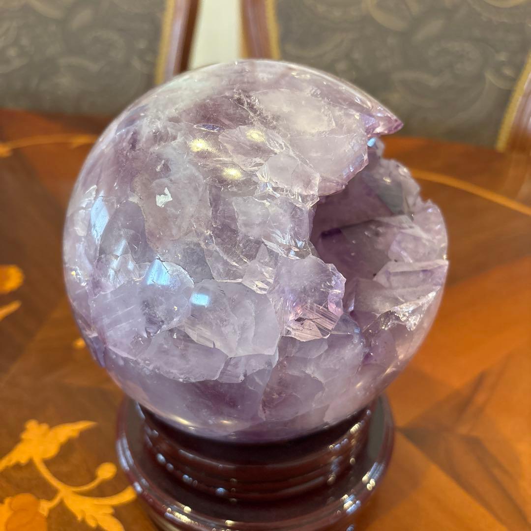 美品☆アメジスト☆大玉笑口☆回る台座付き