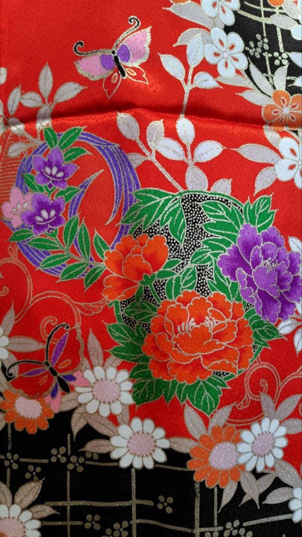 RK548子供着物7歳前後用着丈132センチ裄丈52センチ正絹綺麗美品