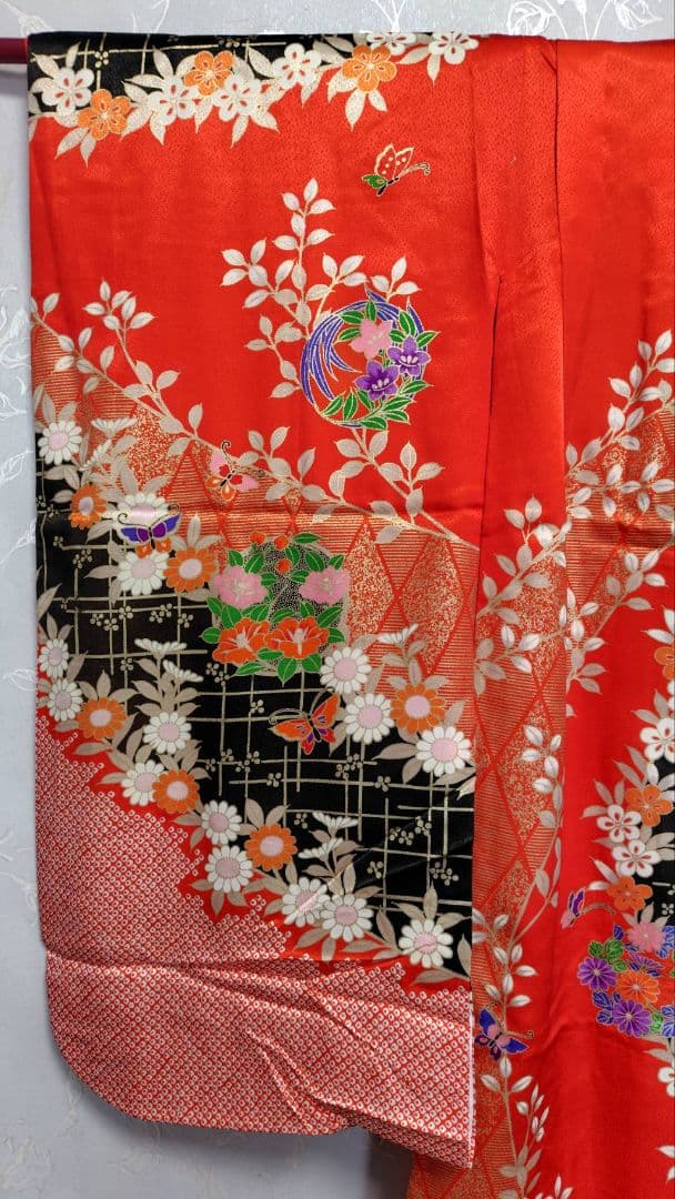 RK548子供着物7歳前後用着丈132センチ裄丈52センチ正絹綺麗美品