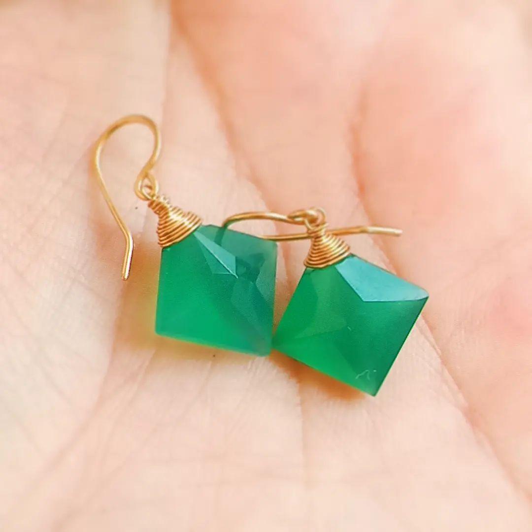 14kgf グリーンオニキスピアス