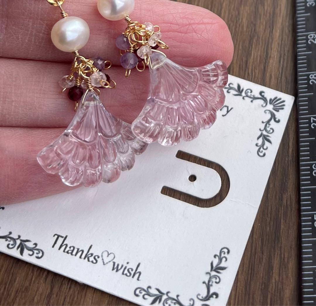 ピンクアメジスト フラワー？カービングのピアスチャーム♪