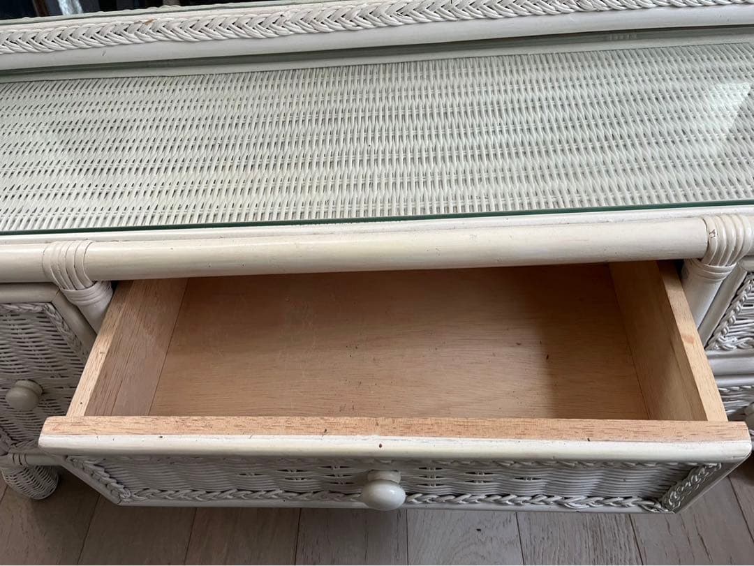 ヴィンテージ　ホワイトラタン　ドレッサー　アンティーク　ビンテージ　希少