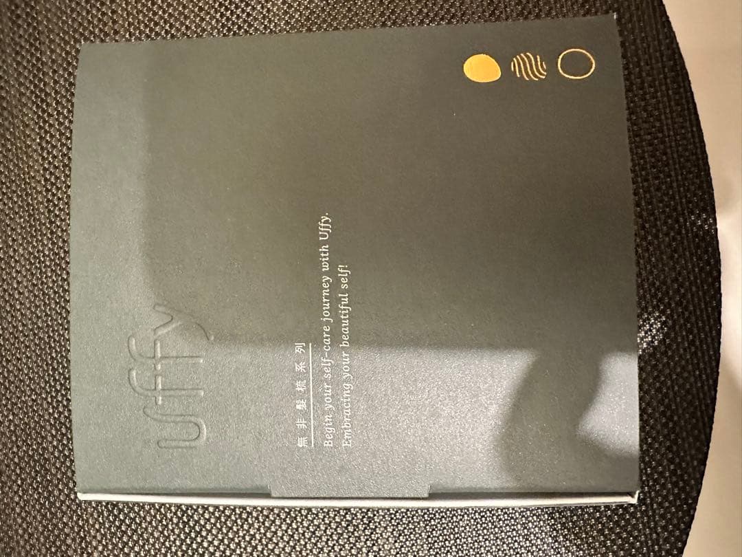 川谷絵音さんのベストバイ！リフトアップ uffy スカルプブラシ 木製 24K