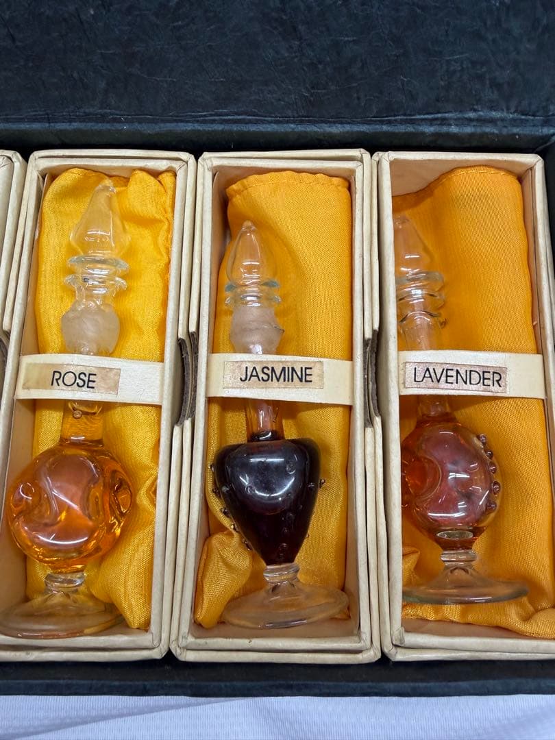 5本セット 香水 ロータス サンダルウッド ローズ ジャスミン ラベンダー