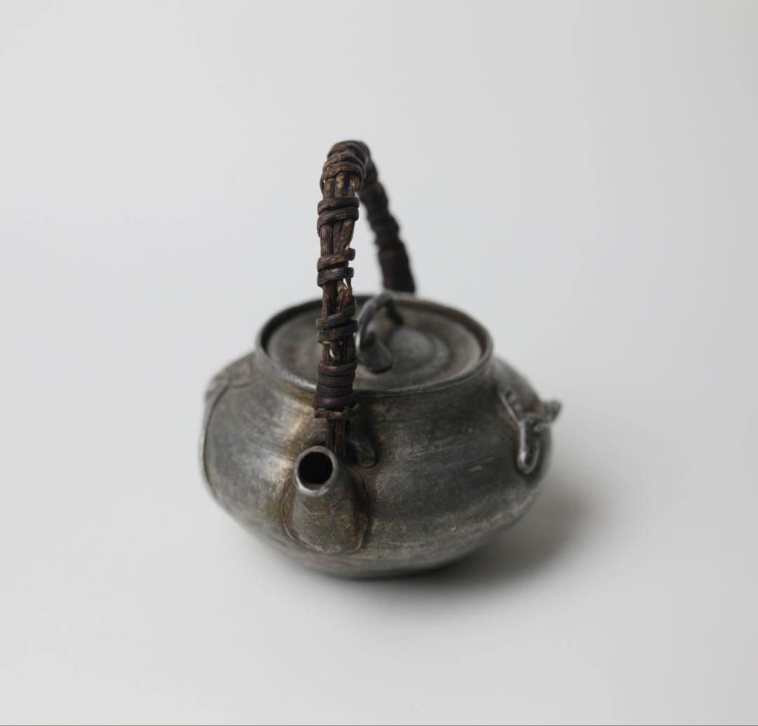 時代 古錫製 銘あり 香山？ 急須 霊知と蘭 細工 茶器 茶道具 - メルカリ