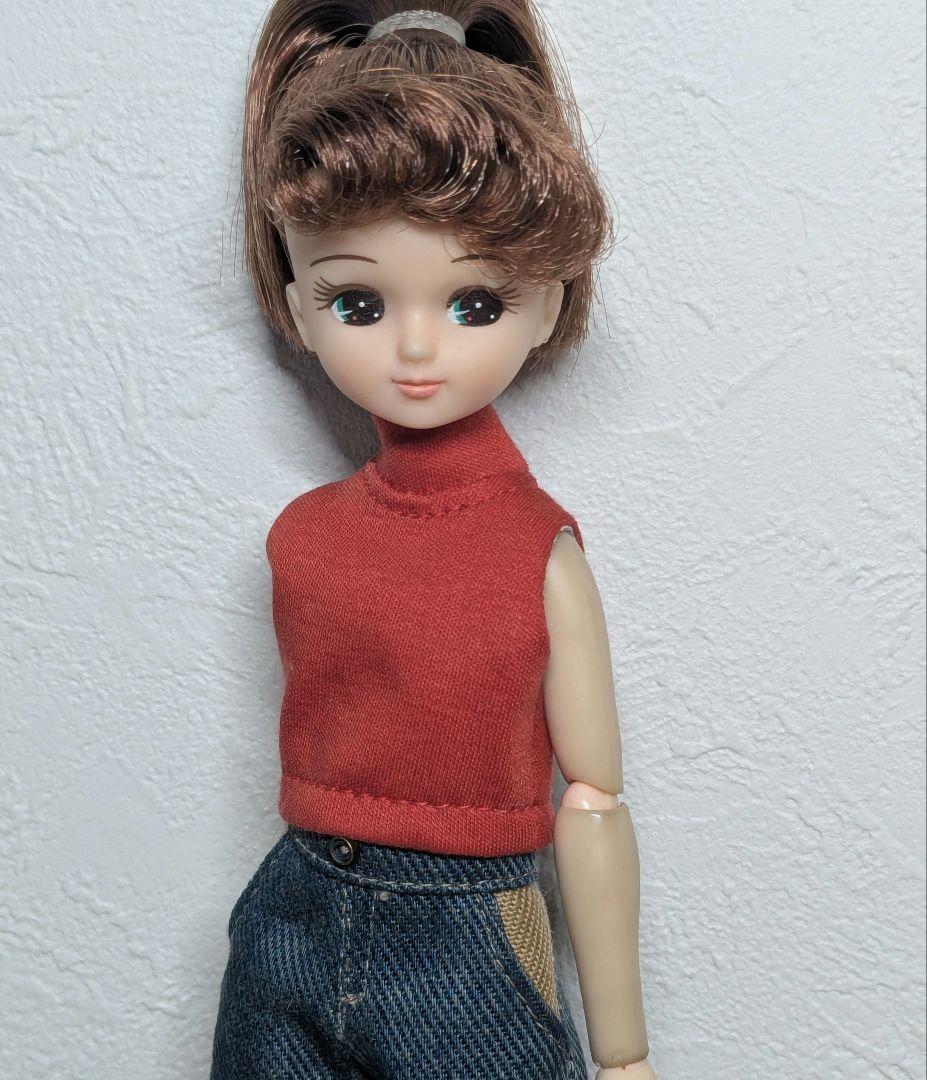 22㌢ドールサイズ服 C380円　ネックノースリーブ