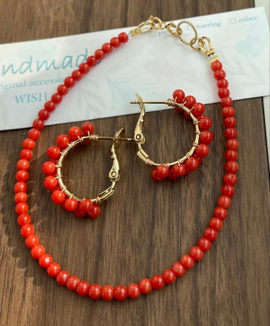 サルディーニャ珊瑚のブレスレットとピアスセット