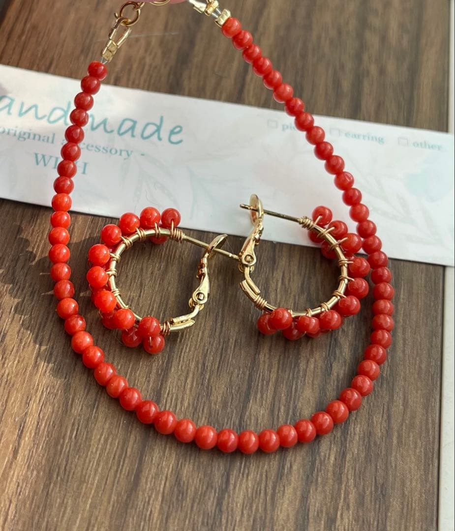 サルディーニャ珊瑚のブレスレットとピアスセット
