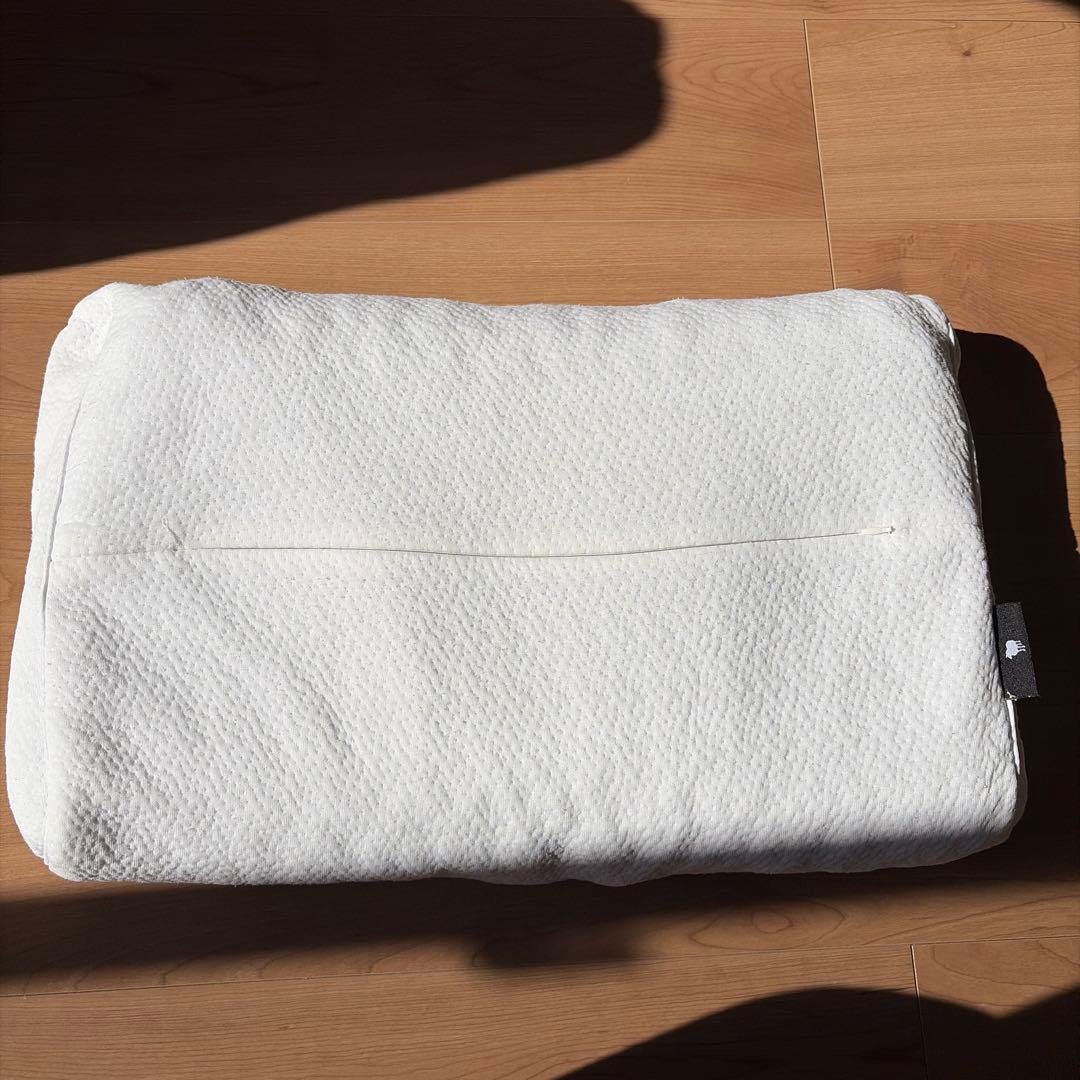 c*e様 ヒツジのいらない枕　至極　通気性メッシュ枕 グレー・ホワイト