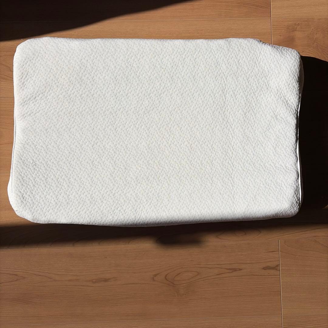 c*e様 ヒツジのいらない枕　至極　通気性メッシュ枕 グレー・ホワイト