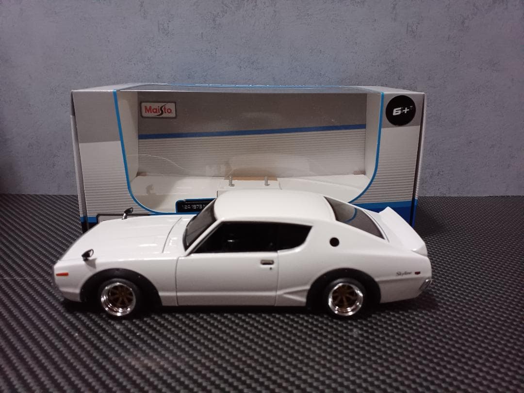 Maisto 1/24 日産 ケンメリ GT-R カスタム改 ワタナベ 金 - メルカリ