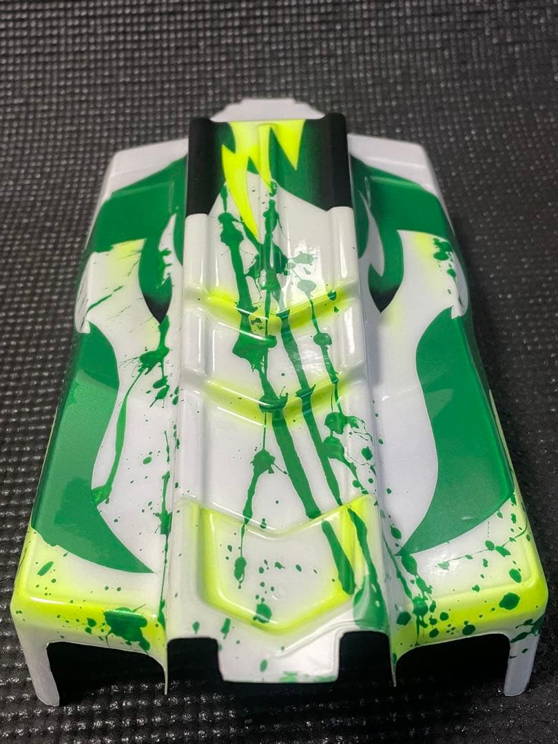 アソシエイティッドB74用塗装済ボディ