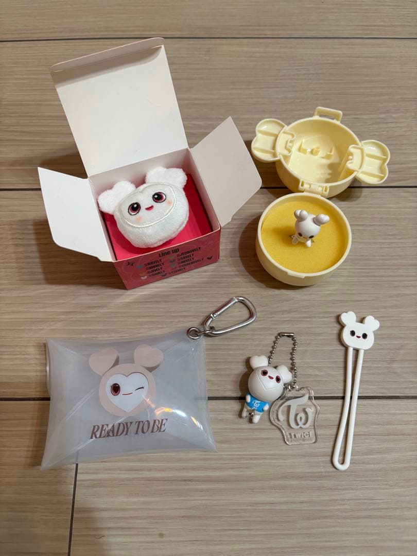 TWICE ラブリー ダヒョン ダブリー グッズまとめ売り - メルカリ