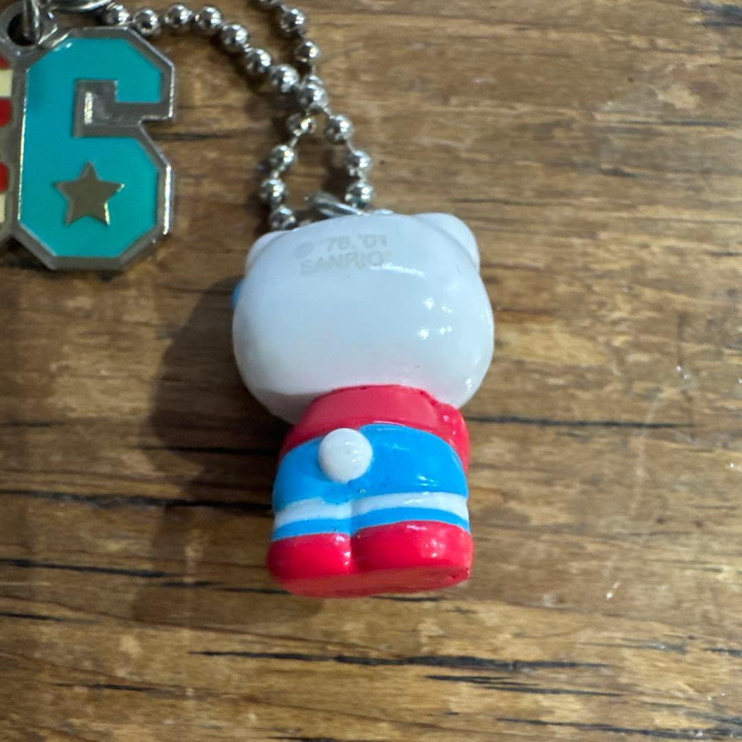 激レア　キティストラップ　VIVITIXGIRLS バレーボール　2001年