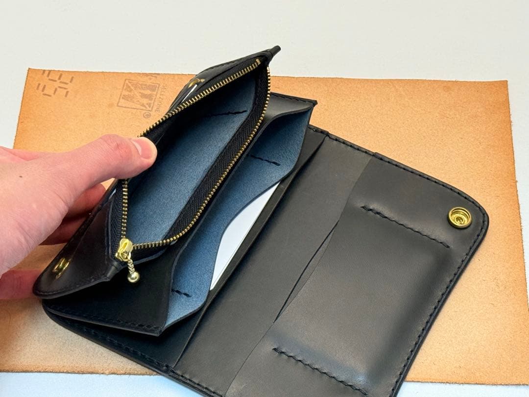 【イタリアンレザーのハンドメイド財布】トラッカーウォレット