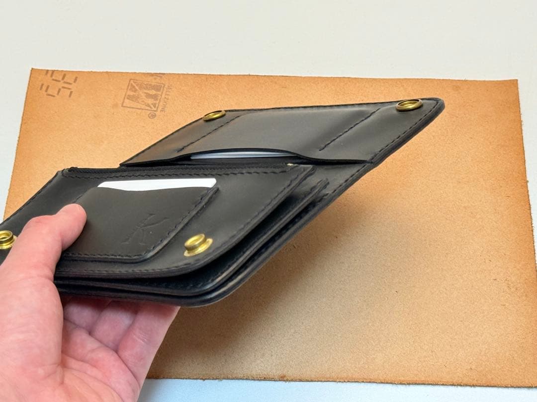 【イタリアンレザーのハンドメイド財布】トラッカーウォレット