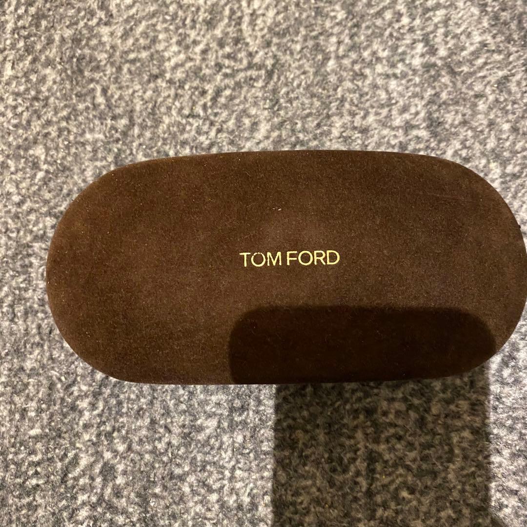 サングラスケース　メガネケース　BLUE ELEPHANT TOM FORD
