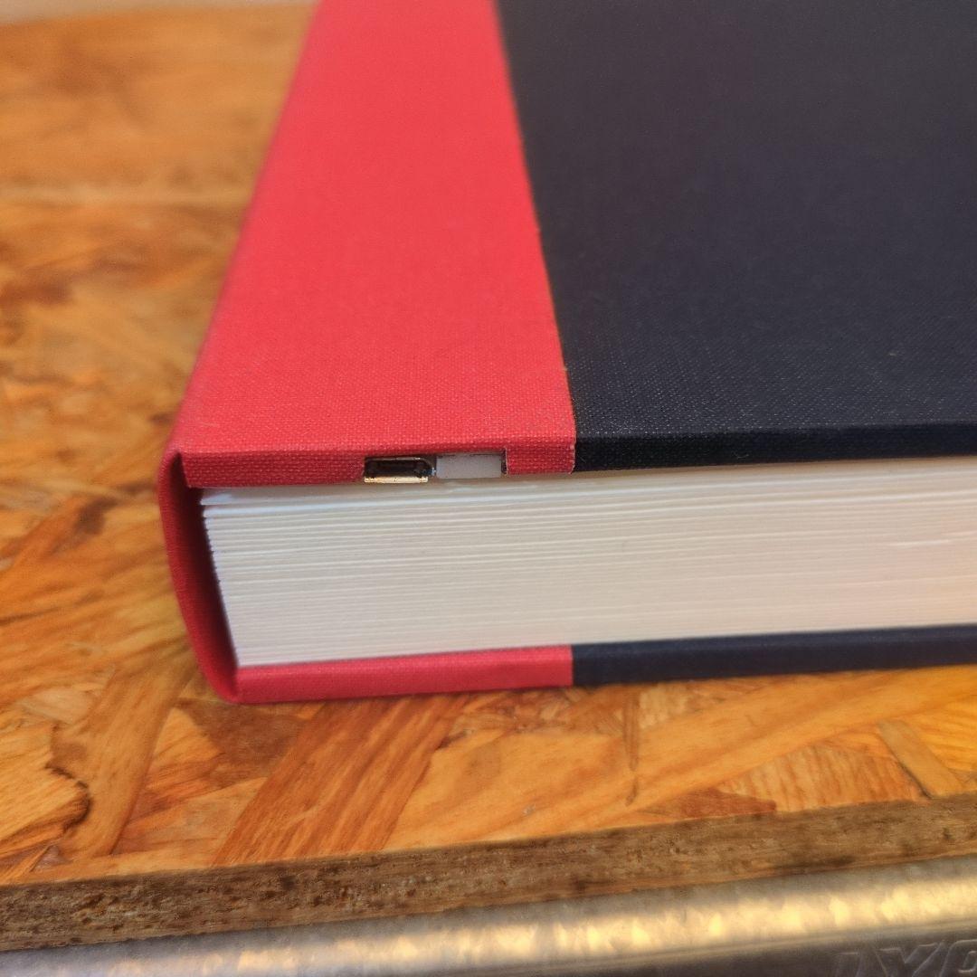 Lumio Fabric MoMA ルミオ ブック ライト