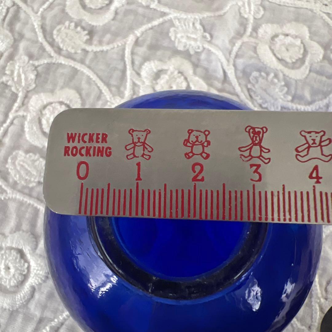 ヴィンテージ霧吹き ロイヤルブルーガラス瓶& 真鍮 made in UK - メルカリ