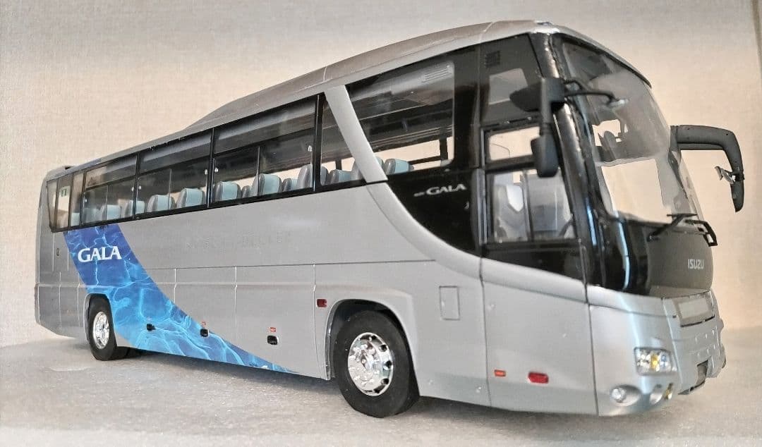 1/32 いすゞガーラ スーパーハイデッカー 素人組立品 - メルカリ