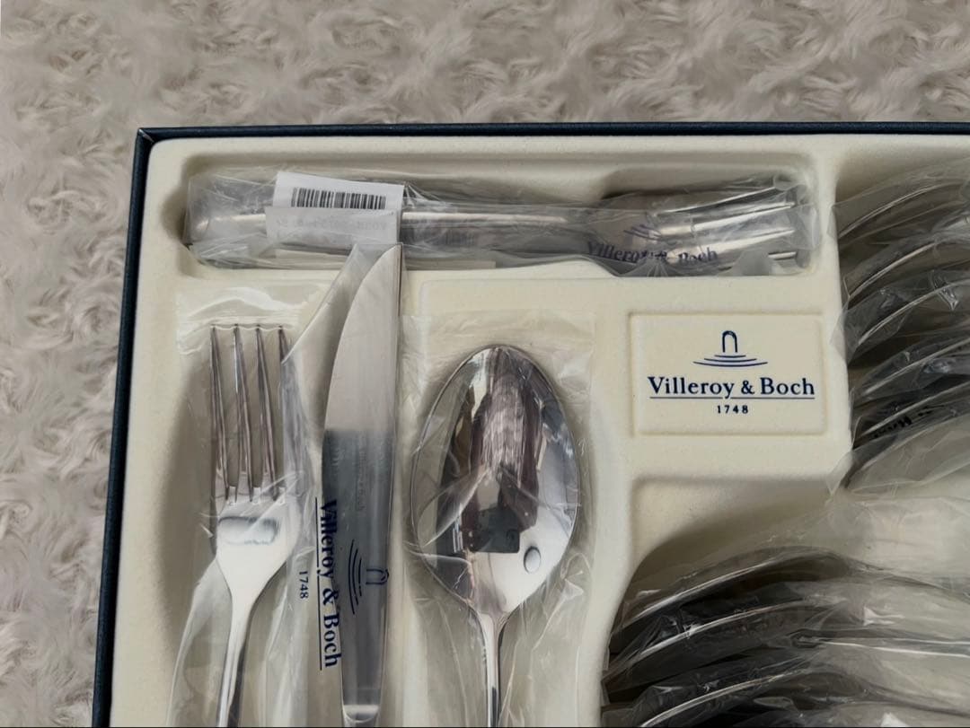 ビレロイ&ボッホ　カトラリーセット　ピエモント　ディナーセット〈30本セット〉