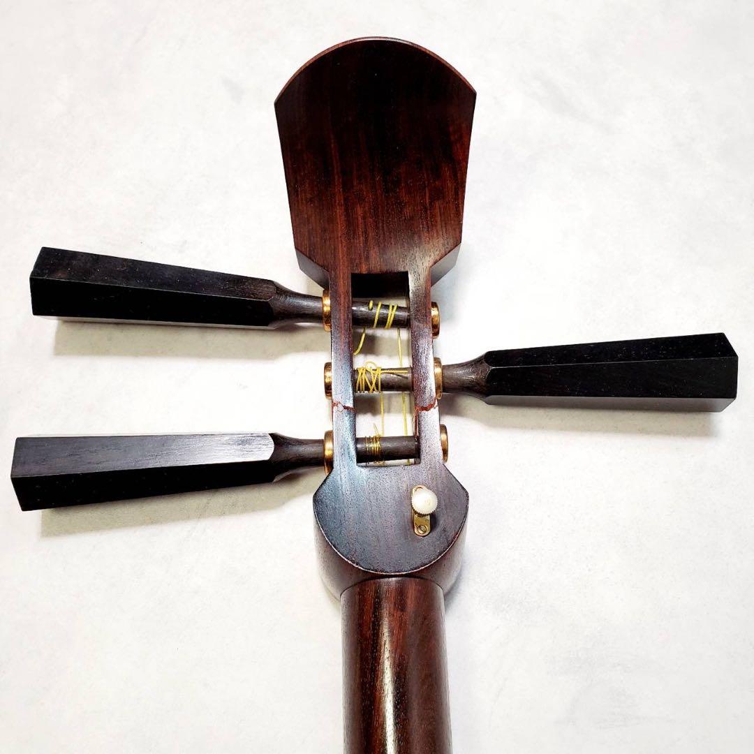 【ジャンク】津軽三味線 東さわり 紅木 太棹 正寸 丸打胴 犬皮 三つ折り