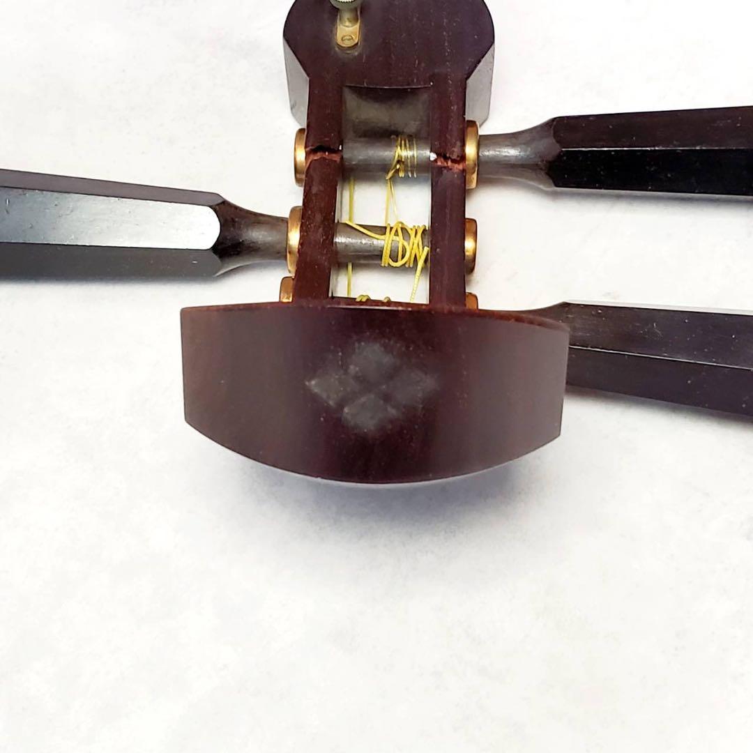 【ジャンク】津軽三味線 東さわり 紅木 太棹 正寸 丸打胴 犬皮 三つ折り